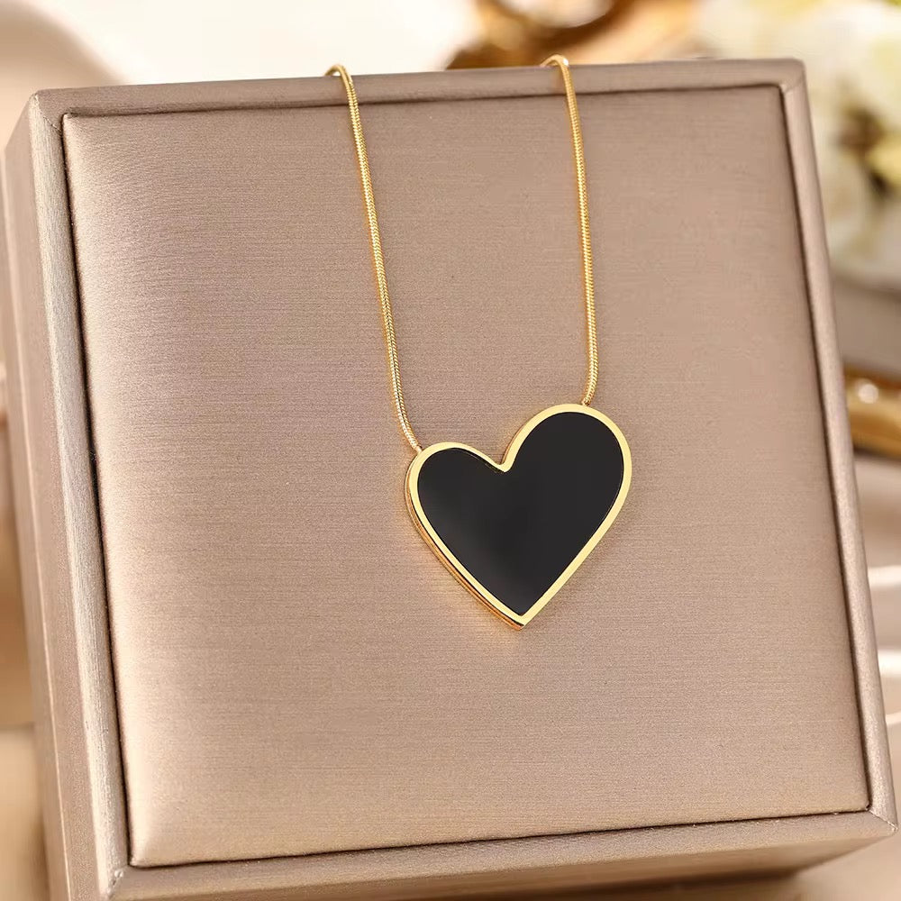 Classic Gold Ball Pendant Necklace – Timeless Women's Jewelry