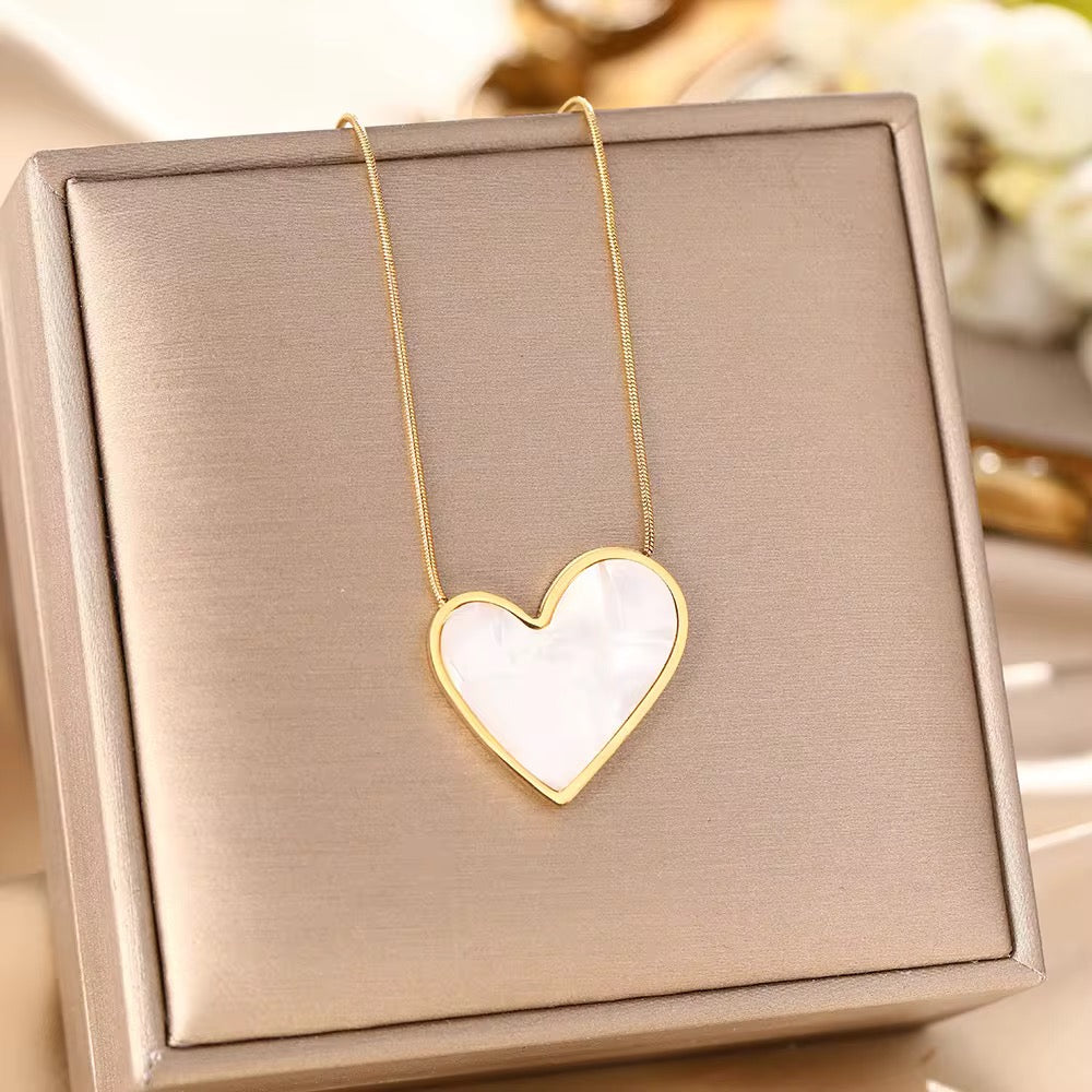 Classic Gold Ball Pendant Necklace – Timeless Women's Jewelry
